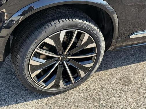 2026 Volvo XC90 B6 Ultra 7-Seater