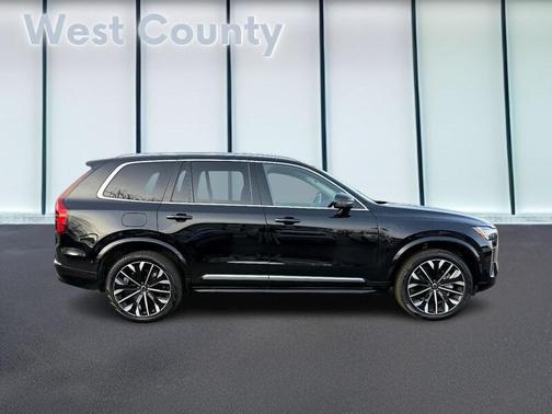 2025 Volvo XC90 B6 Plus 7-Seater