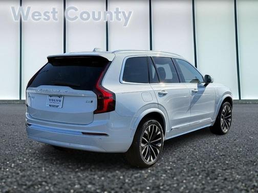 2026 Volvo XC90 B6 Plus 7-Seater