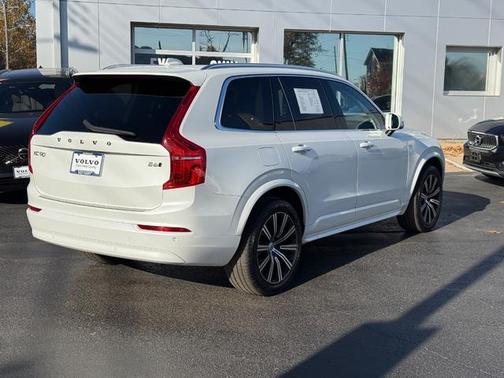 2023 Volvo XC90 B6 Core