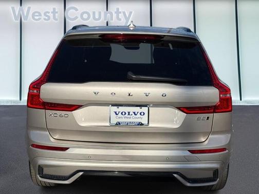 2025 Volvo XC60 B5 Plus