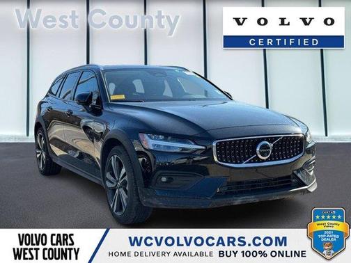 2025 Volvo V60 Cross Country B5 Plus