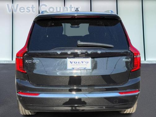 2025 Volvo XC90 B6 Plus 7-Seater