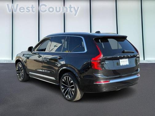 2025 Volvo XC90 B6 Plus 7-Seater