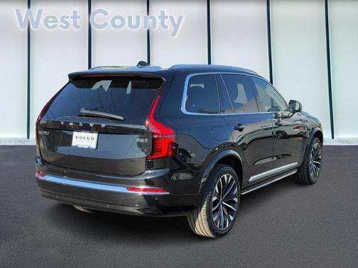 2025 Volvo XC90 B6 Plus 7-Seater