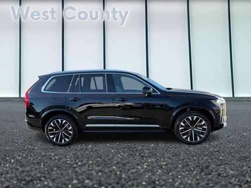 2025 Volvo XC90 B6 Plus 7-Seater