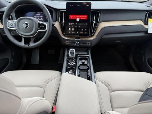 2026 Volvo XC60 Plug-In Hybrid T8 Plus