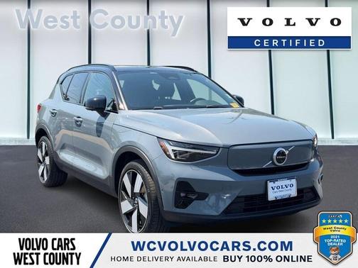 Gray Metallic 2023 Volvo XC40 Recharge Pure Electric Twin Ultimate