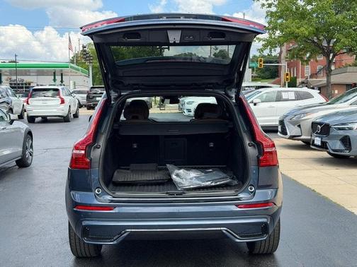 Denim Blue 2023 Volvo XC60 B5 Plus Dark Theme