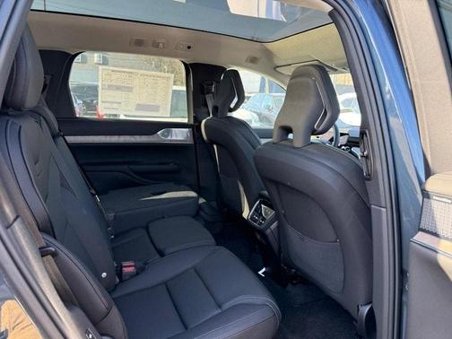 2025 Volvo EX90 Twin Motor Performance Ultra