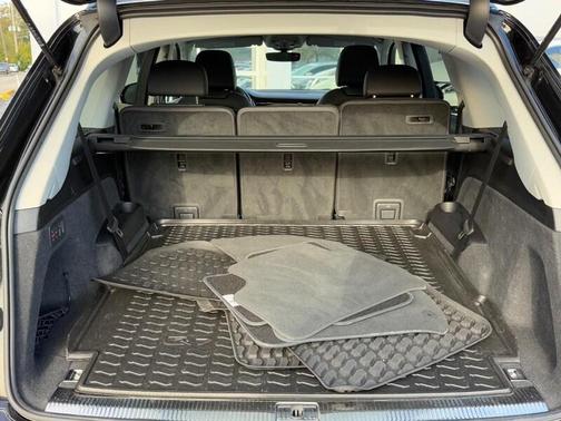 2023 Audi Q7 55 Premium