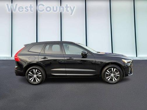 2025 Volvo XC60 B5 Core