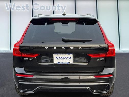 2025 Volvo XC60 B5 Core