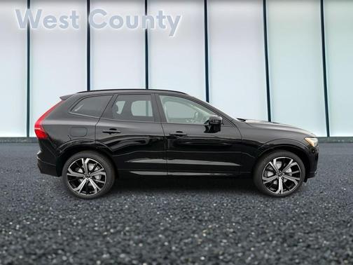 2025 Volvo XC60 B5 AWD Ultra