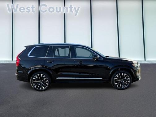 2025 Volvo XC90 B6 Plus 7-Seater