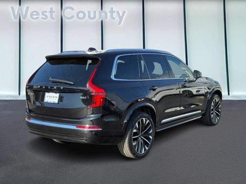 2025 Volvo XC90 B6 Plus 7-Seater