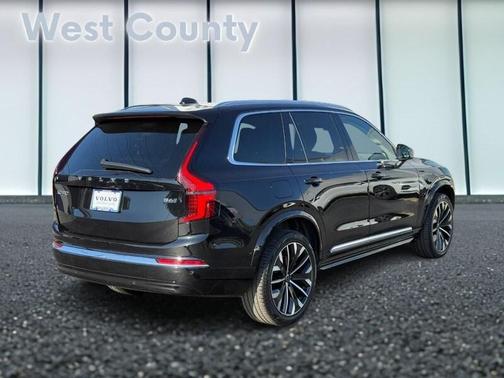 2025 Volvo XC90 B6 Plus 7-Seater