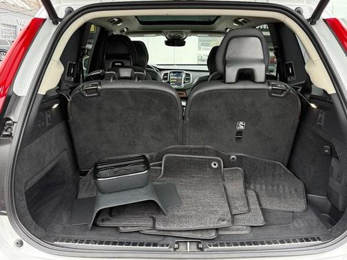 2023 Volvo XC90 B6 Plus 6-Seater