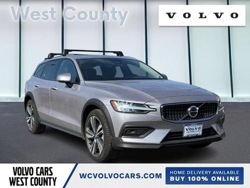 2026 Volvo V60 Cross Country B5 Plus