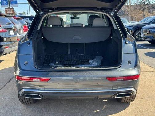 2022 Audi Q5 45 S line quattro Premium