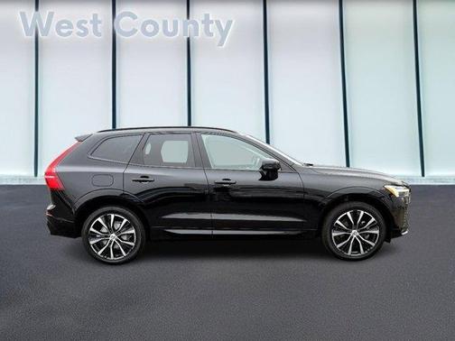 2025 Volvo XC60 B5 Plus