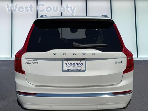 2024 Volvo XC90 B6 Plus Bright Theme 6-Seater