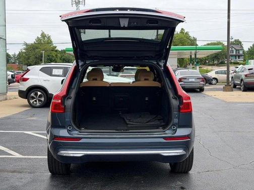 Denim Blue 2023 Volvo XC60 B5 Ultimate Bright Theme
