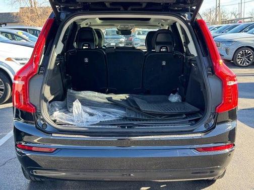 2023 Volvo XC90 B6 Core