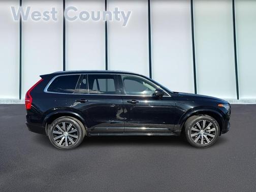 2023 Volvo XC90 B6 Core