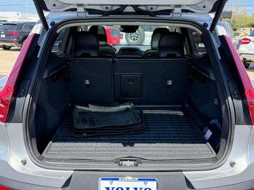 2019 Volvo XC40 T5