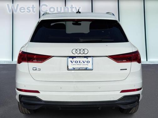 2020 Audi Q3 45 S line Premium