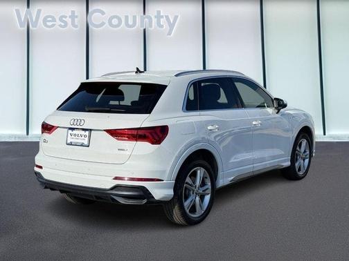 2020 Audi Q3 45 S line Premium