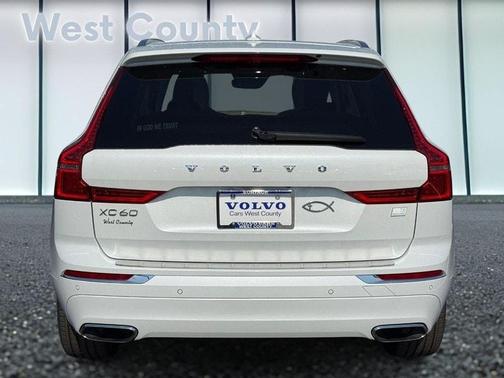 2021 Volvo XC60 Recharge Plug-In Hybrid T8 Inscription Expression