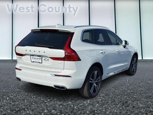 2021 Volvo XC60 Recharge Plug-In Hybrid T8 Inscription Expression