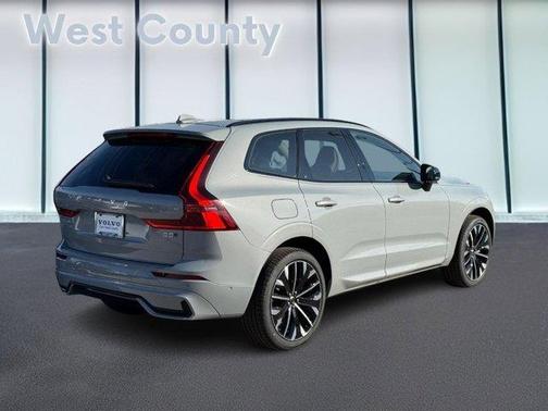 2026 Volvo XC60 B5 Ultra
