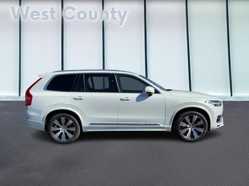 2024 Volvo XC90 Recharge Plug-In Hybrid T8 Ultimate 6-Seater