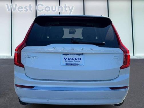 2024 Volvo XC90 Recharge Plug-In Hybrid T8 Ultimate 6-Seater