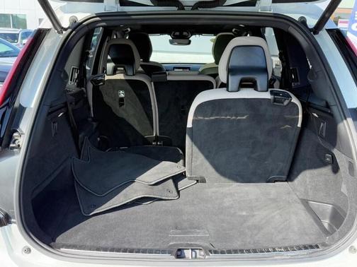 2025 Volvo XC90 B6 Plus 7-Seater