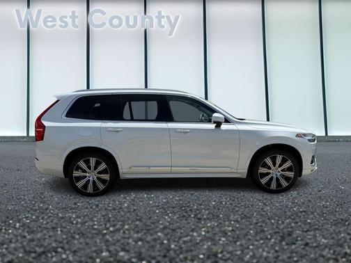 2022 Volvo XC90 T6 Inscription 6 Passenger
