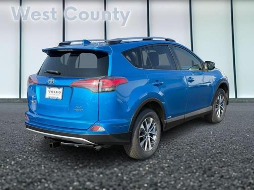 2017 Toyota RAV4 Hybrid XLE