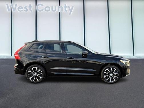 2024 Volvo XC60 B5 Plus Dark Theme