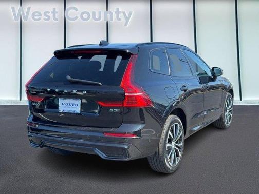 2025 Volvo XC60 B5 Plus