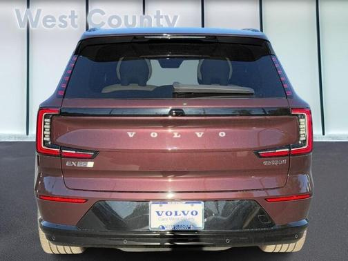 2025 Volvo EX90 Twin Motor Performance Ultra 6-Seater