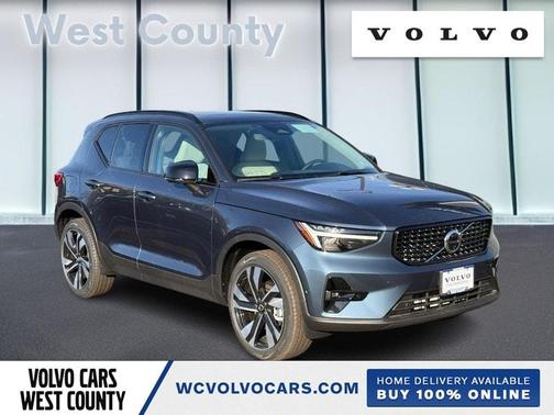 2026 Volvo XC40 B5 Ultra