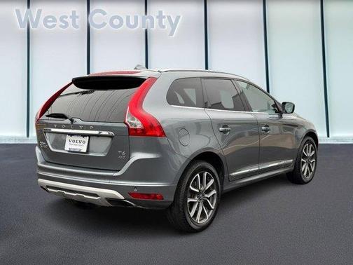 2017 Volvo XC60 T6 Dynamic