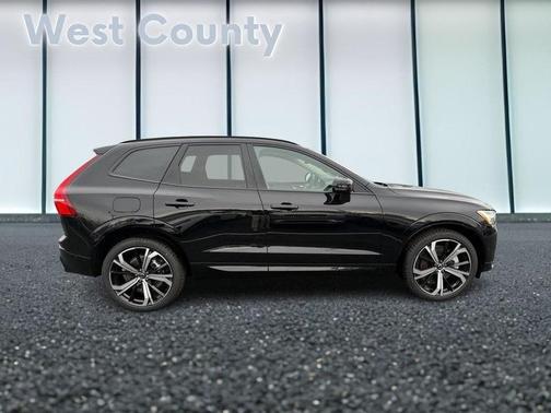 2025 Volvo XC60 Plug-In Hybrid T8 Ultra