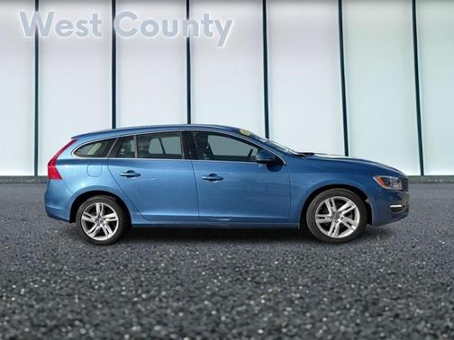 2015 Volvo V60 T5 Platinum