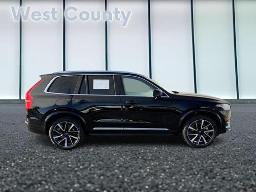 2024 Volvo XC90 B6 Plus Bright Theme 7-Seater