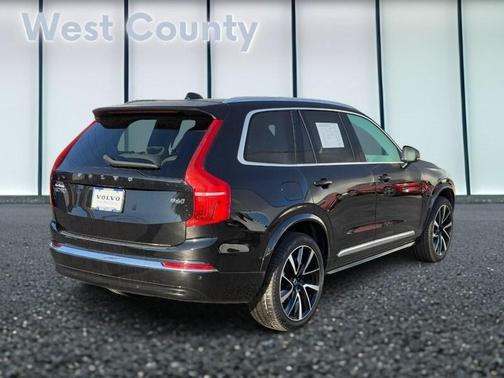 2024 Volvo XC90 B6 Plus Bright Theme 7-Seater
