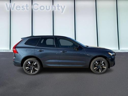 2026 Volvo XC60 B5 Core